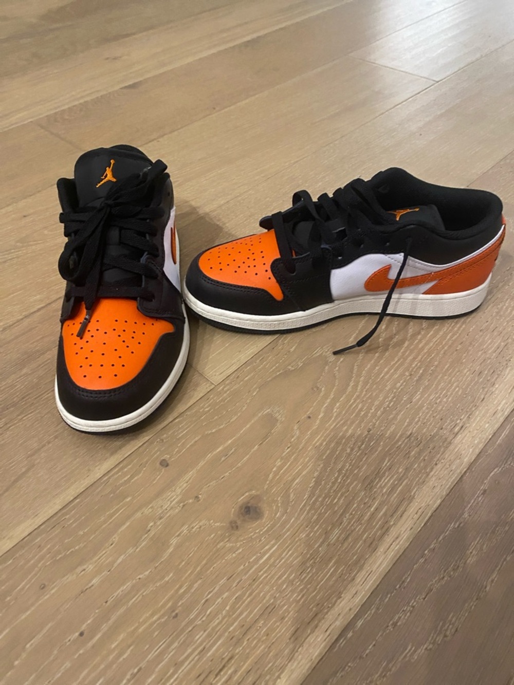 Nike Kids Air Jordan 1 Low Sneakers